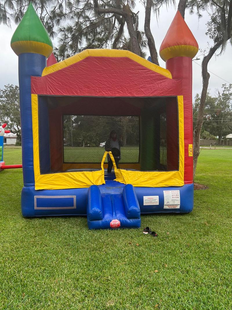 15 x 15 Bounce house rental in Plant City, FL